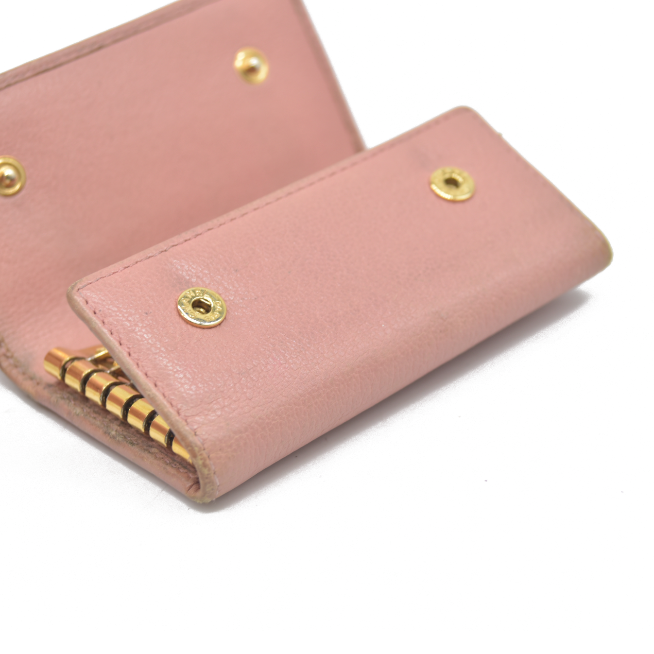 AUCTION $600 Chanel Camellia 6 Key Holder Coral Pink