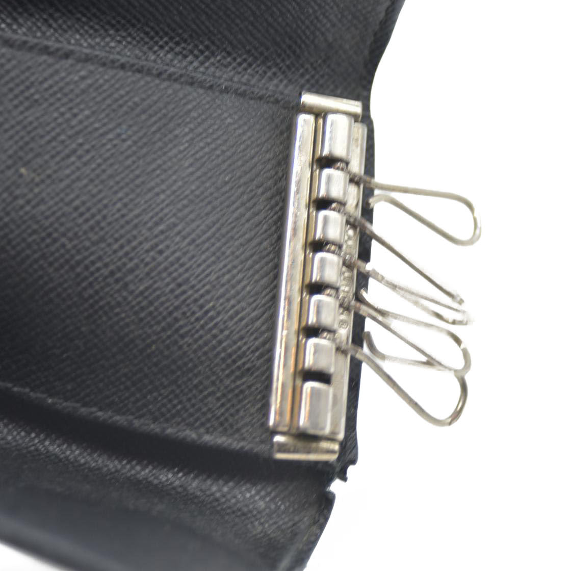 LOUIS VUITTON Damier Graphite Leather Multicles 6 Ring Key Case CT2111