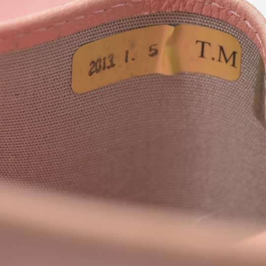 AUCTION $600 Chanel Camellia 6 Key Holder Coral Pink