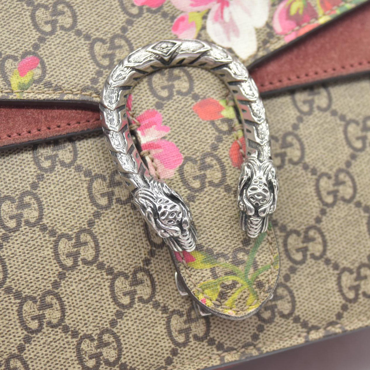 $1690 Gucci GG Supreme Monogram Blooms Mini Dionysus Shoulder Bag Beige Multicolor Dry Rose