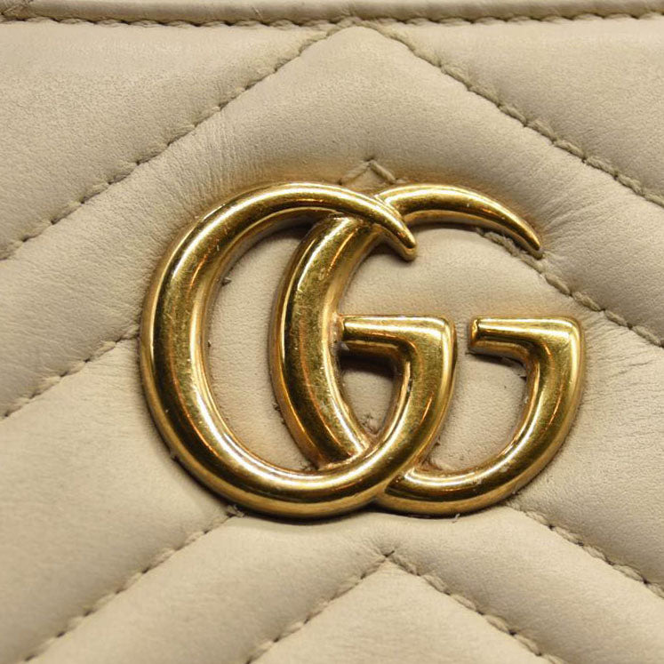 GUCCI Calfskin Matelasse Small GG Marmont Tote White