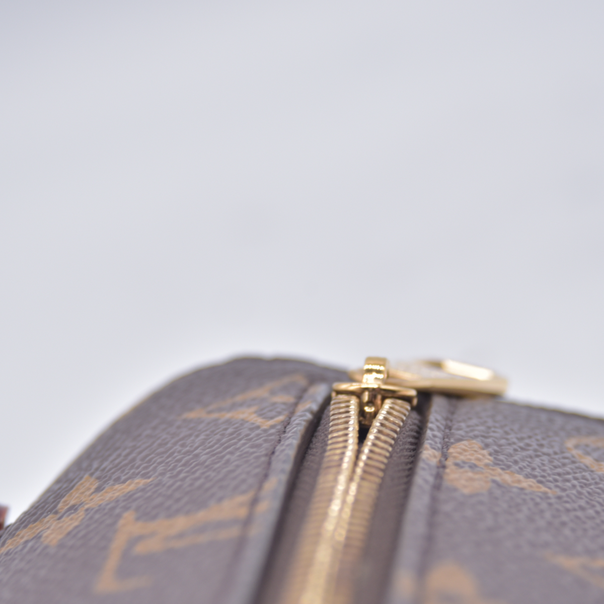 $3300 RFID Louis Vuitton East West Pochette Metis Monogram