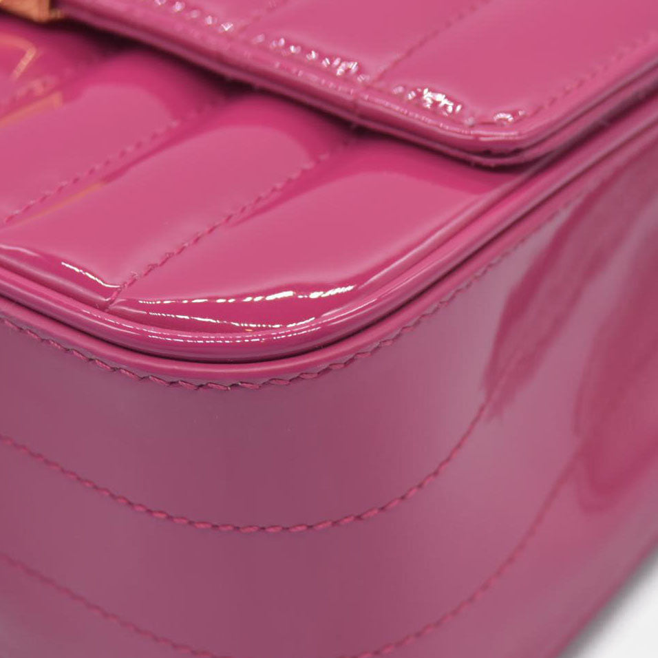 $2590 Saint Laurent Patent Calfskin Matelasse Monogram Medium Vicky Chain Bag Pink