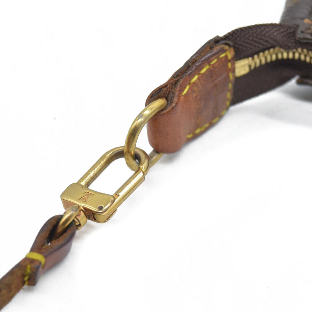 $1290 Louis Vuitton  Monogram Pochette Accessories