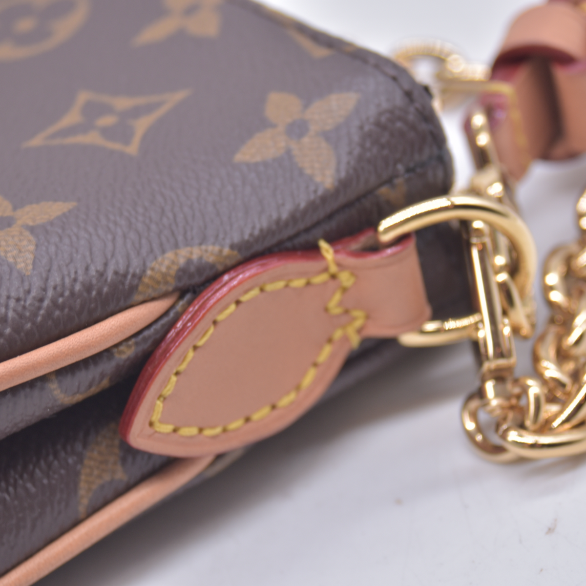 $1950 Louis Vuitton Monogram Liv Pochette RFID 10021156