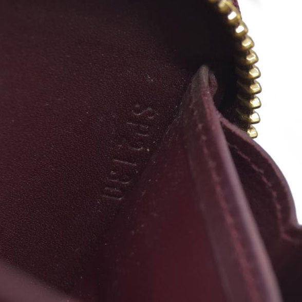 AUCTION $1030 Louis Vuitton  Vernis Zippy Wallet Rouge Fauviste SP2130