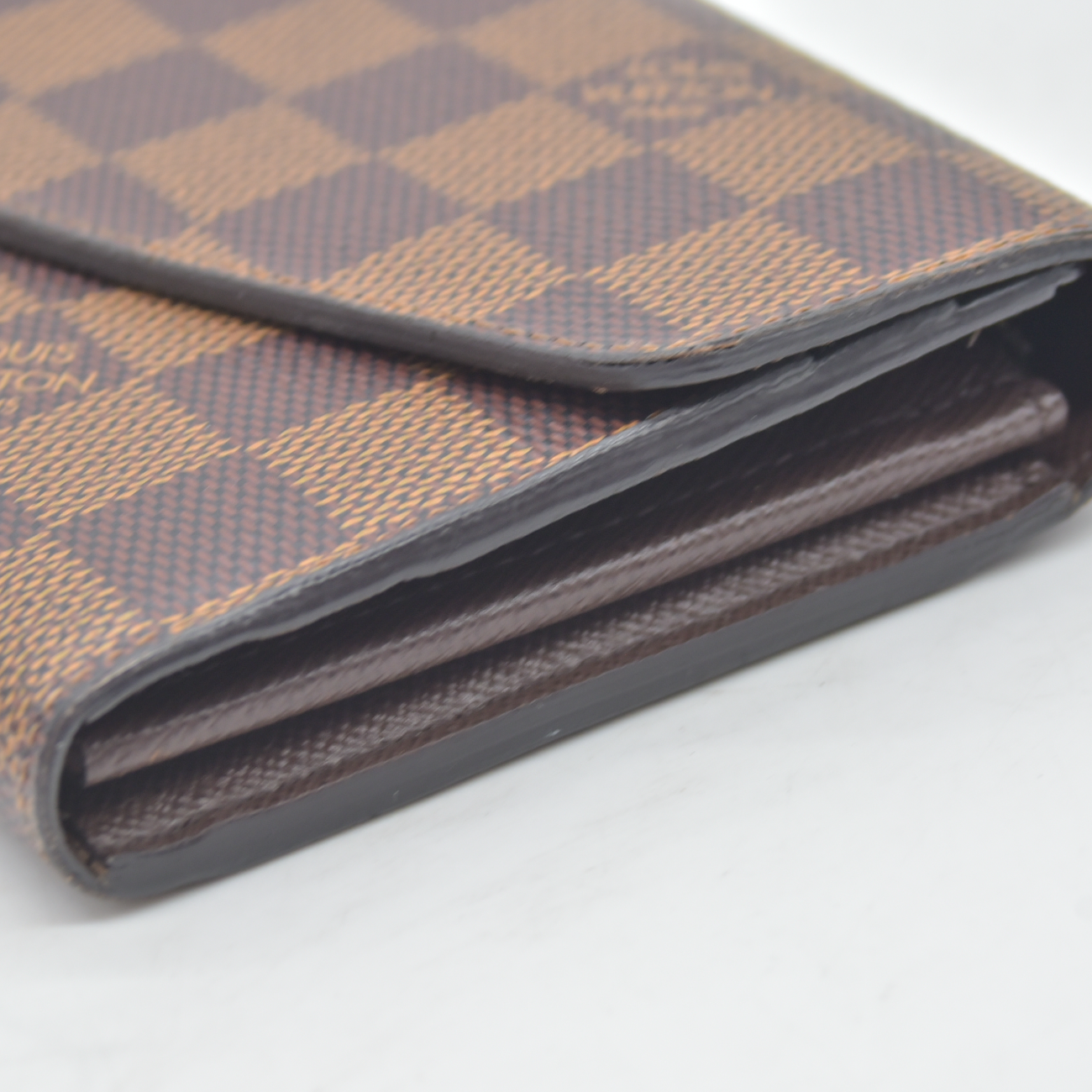 $775 2019 Louis Vuitton Damier Ebene Sarah Wallet NM CT4169