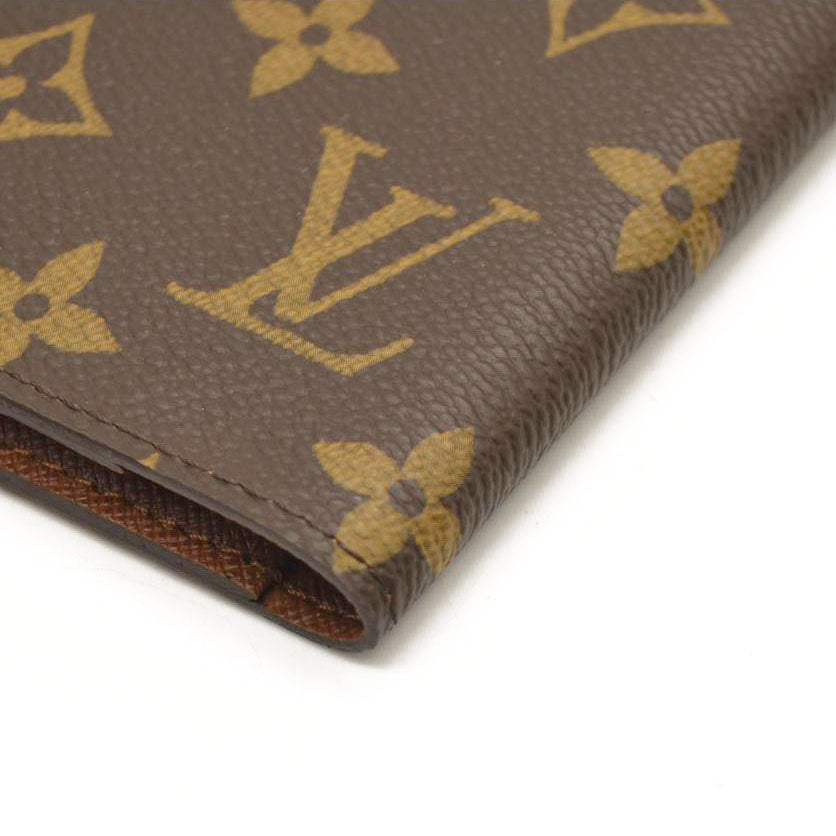 LOUIS VUITTON  Monogram Passport Cover Wallet CA4099