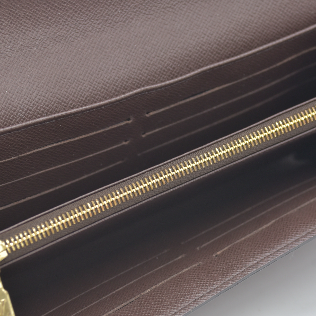 $775 2019 Louis Vuitton Damier Ebene Sarah Wallet NM CT4169