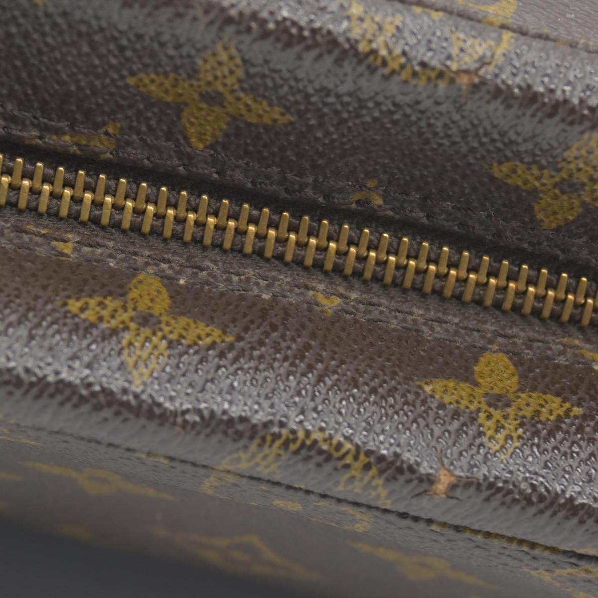 $600 Louis Vuitton Monogram Trousse Toilette 28 Clutch Pouch Bag 882TH