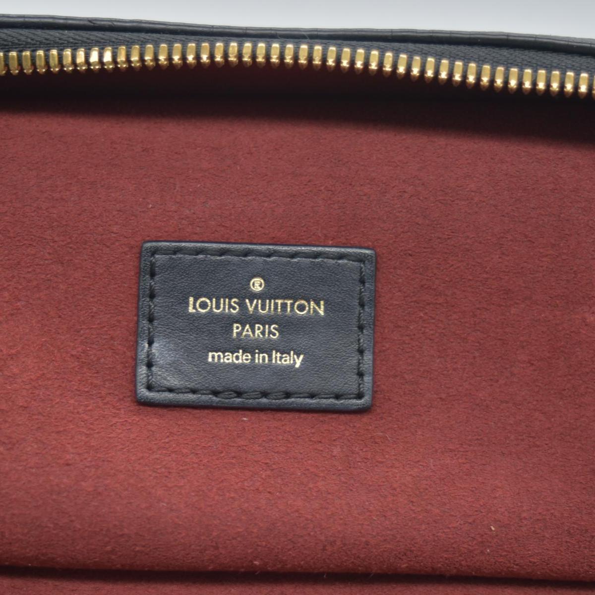 $3150 Louis Vuitton Empreinte Monogram Giant Vanity PM Black Beige