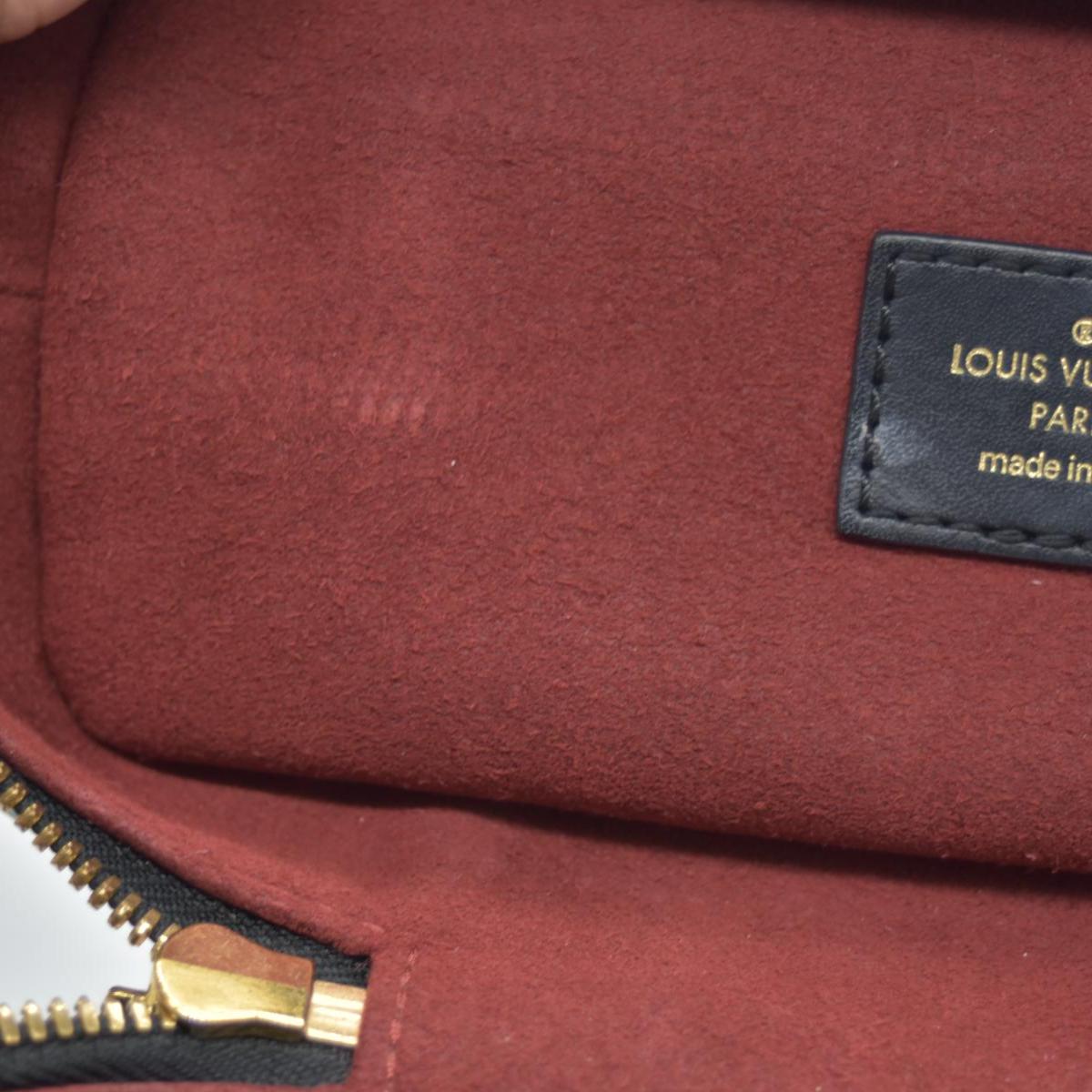 $3150 Louis Vuitton Empreinte Monogram Giant Vanity PM Black Beige