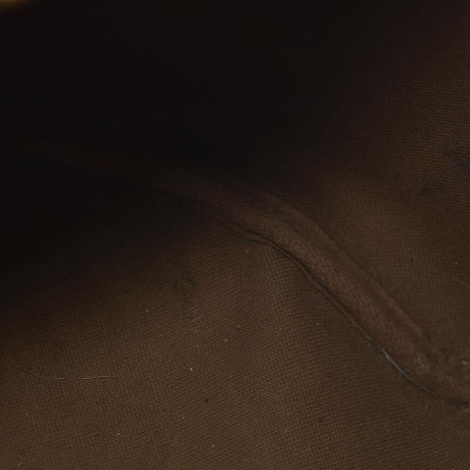 $1490 Louis Vuitton  Monogram Speedy 25