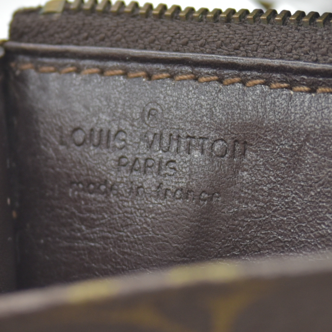 $775 1980s Louis Vuitton Monogram Long Sarah Wallet Brown