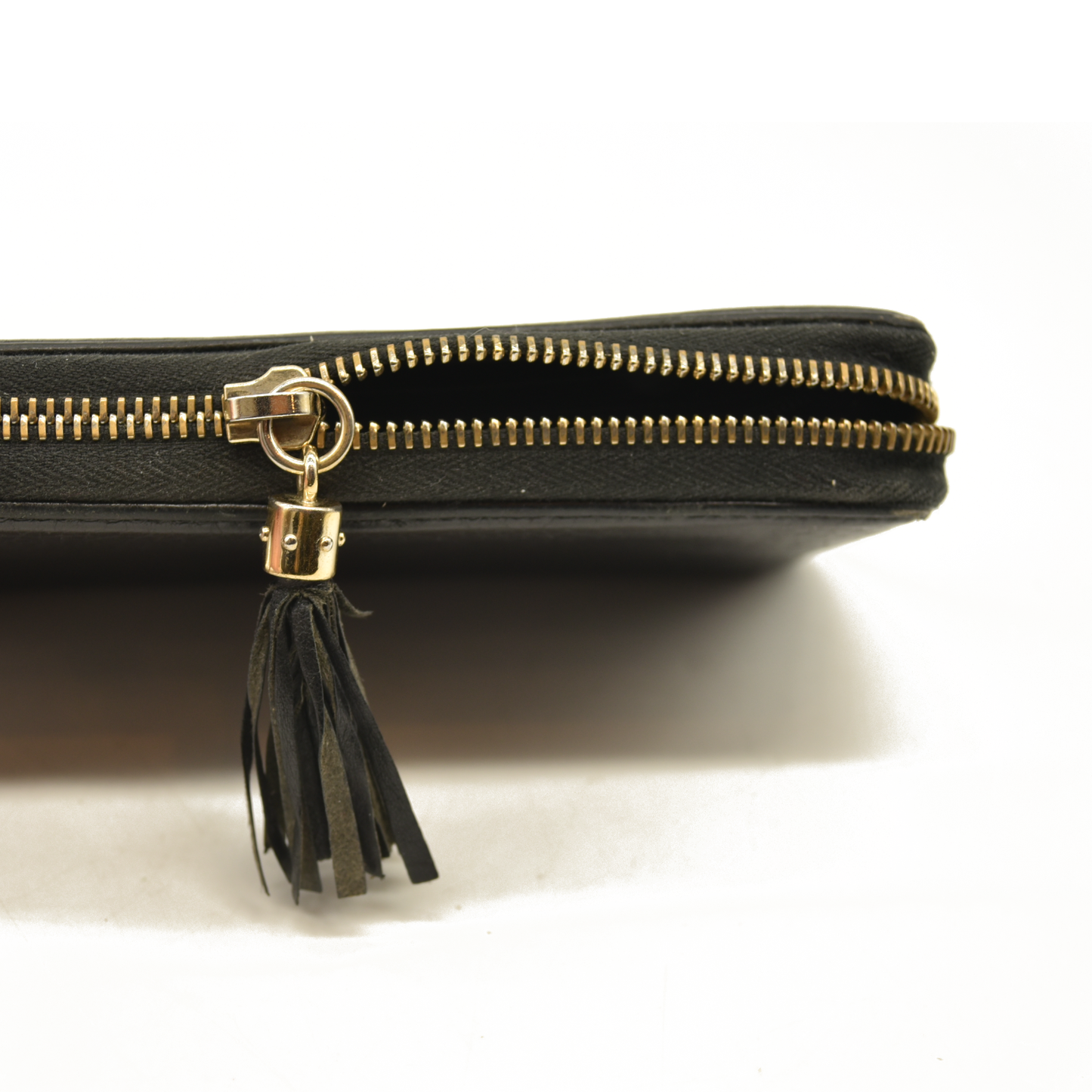 Gucci  Pebbled Calfskin Soho Zip Around Wallet Black