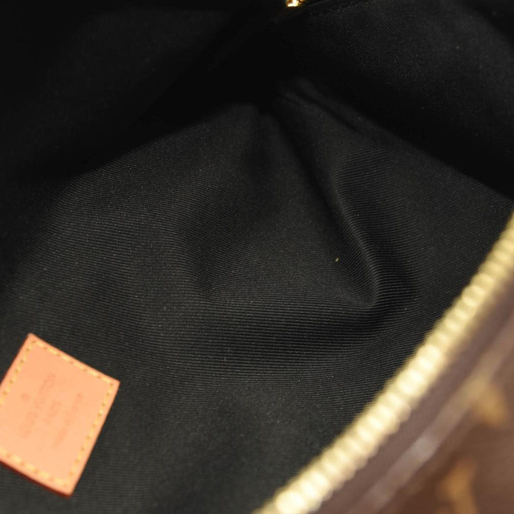 LOUIS VUITTON Monogram Bumbag