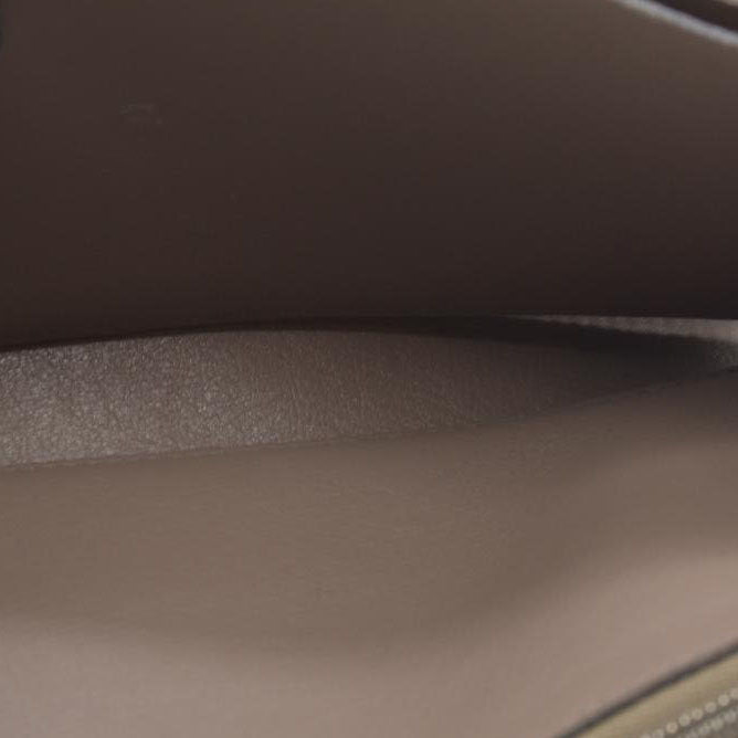 AUCTION $1130 Louis Vuitton Comet Taurillon Leather Zip Zippy Long Wallet Pink