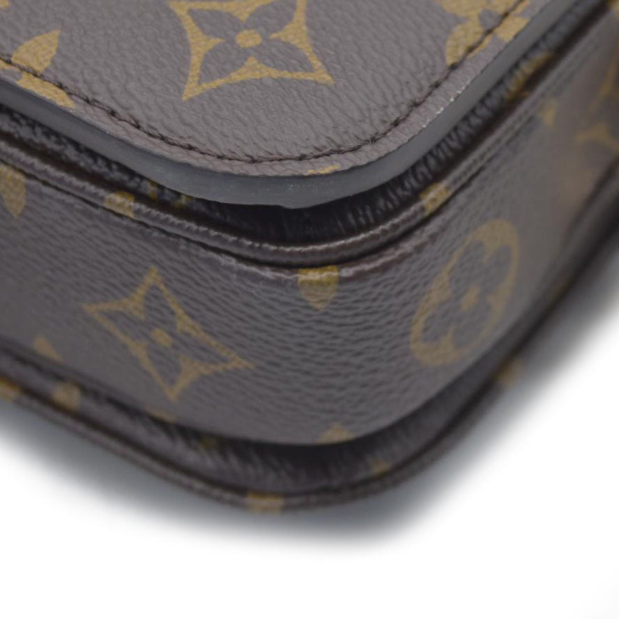 $3200 Louis Vuitton Monogram Pochette Métis East West