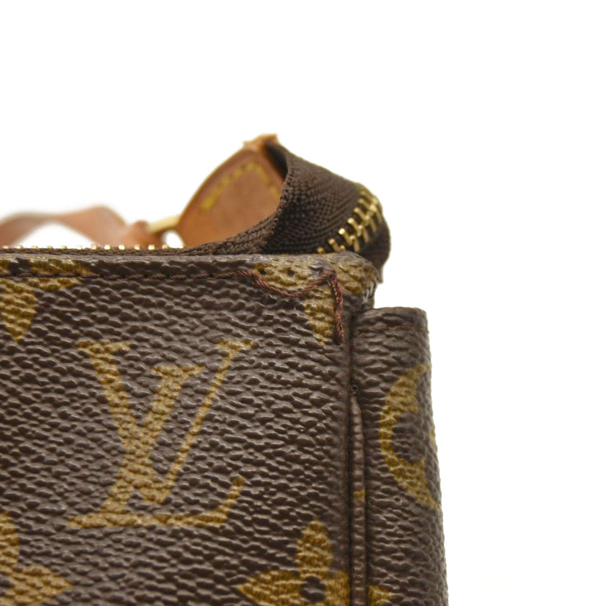 LOUIS VUITTON  Monogram Pochette Accessories VI1011