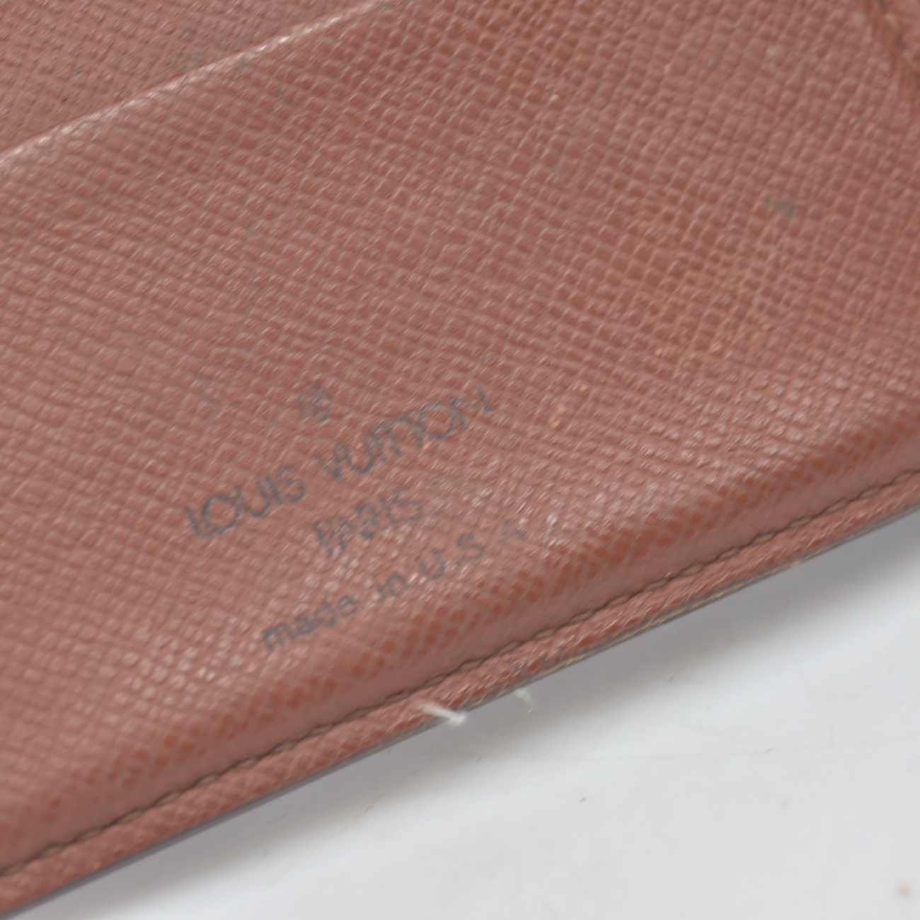 $515 2001 Louis Vuitton Monogram Marco Wallet SD0041