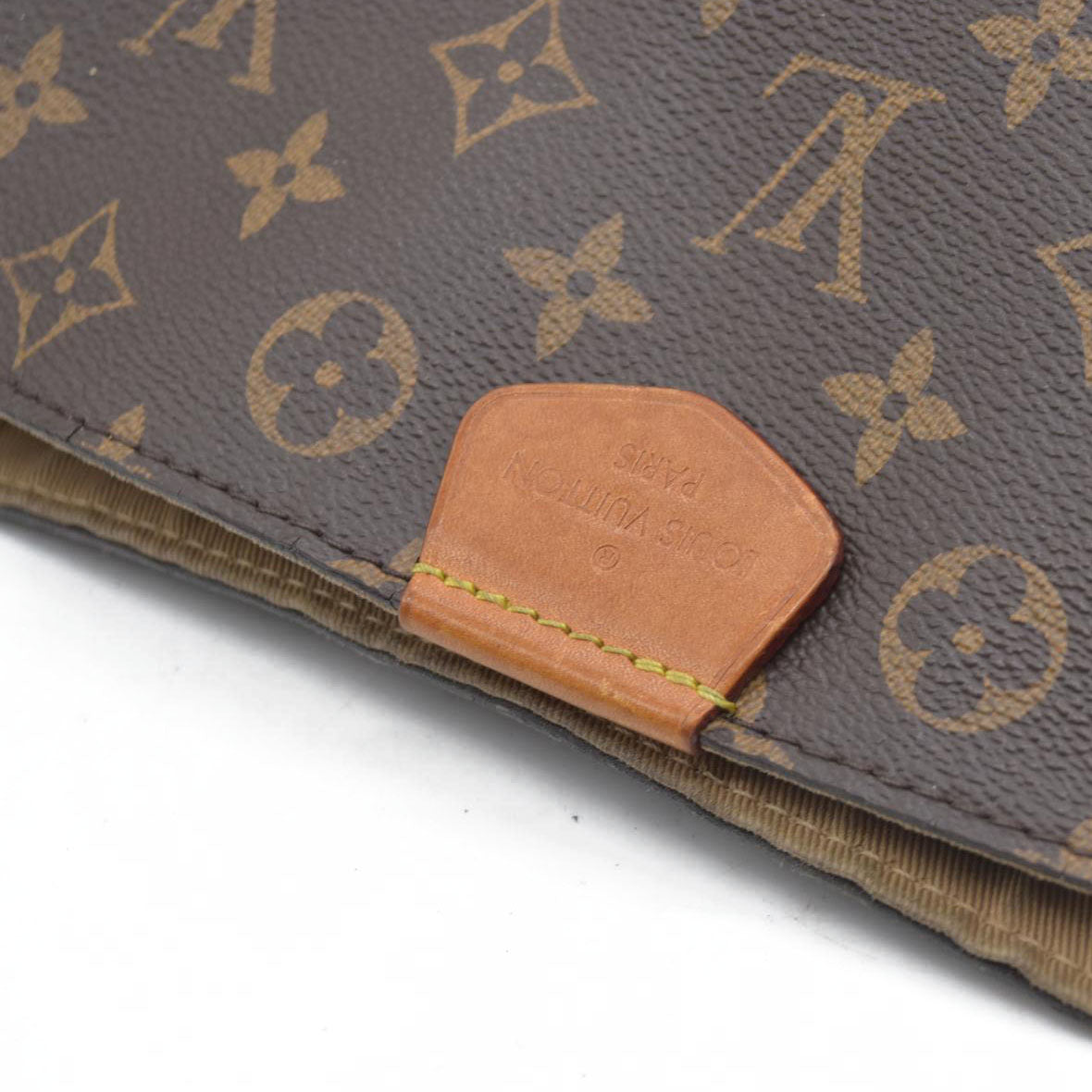 $1990 Louis Vuitton LV Monogram Graceful PM