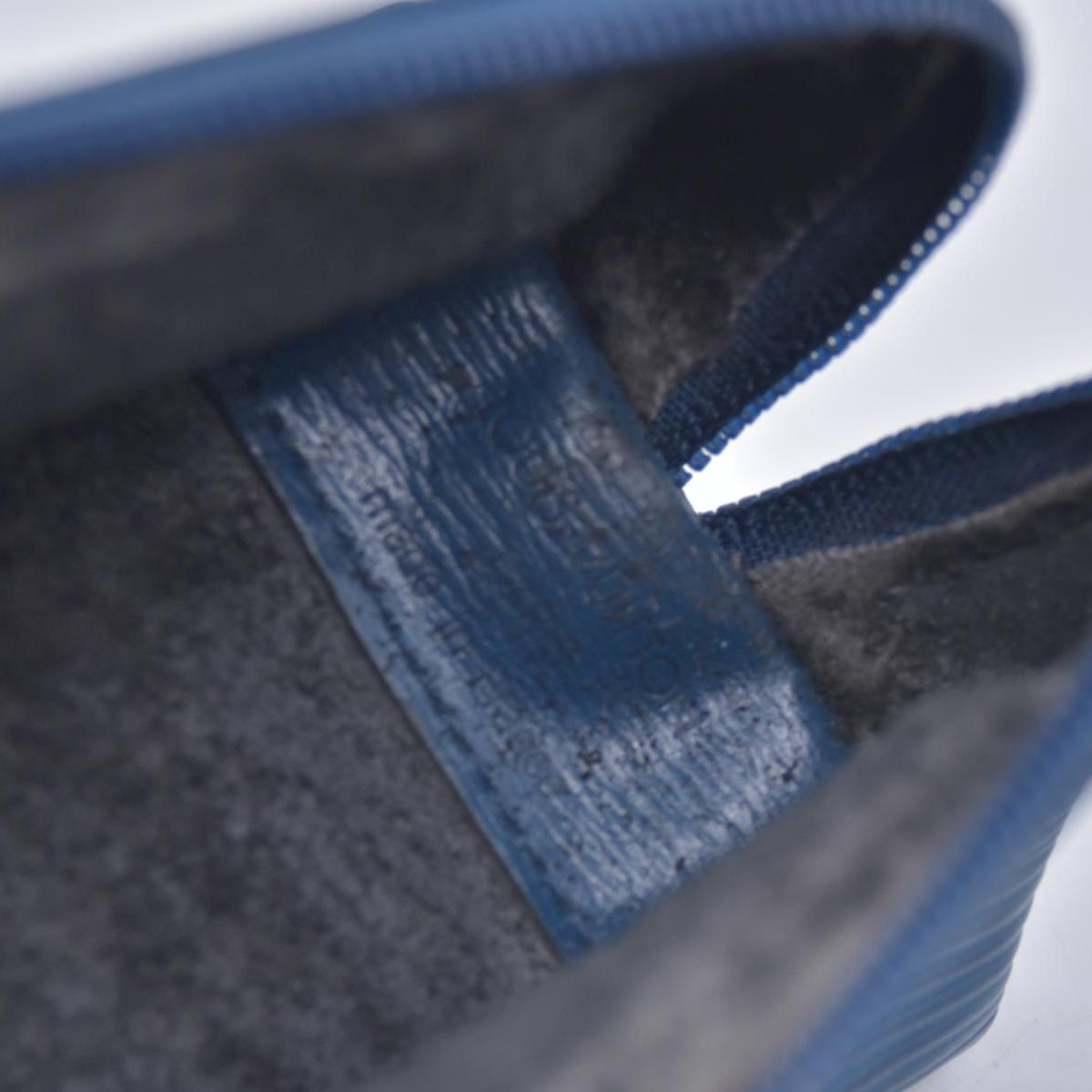 $470 Louis Vuitton Epi Trousse Crayons Pencil Blue CONSIGNMENT 10021126