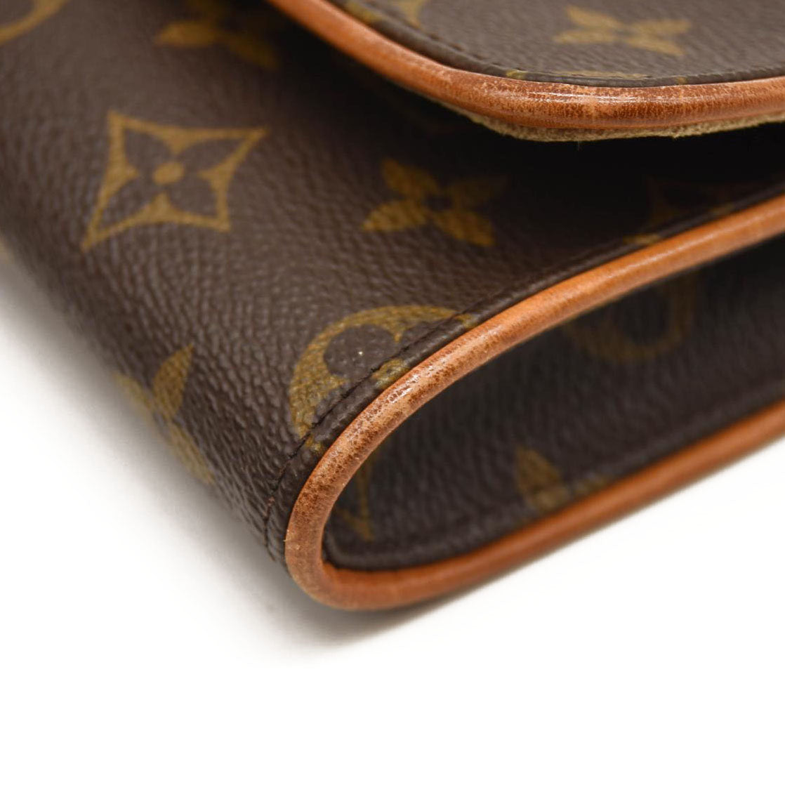 LOUIS VUITTON Monogram Pochette Twin GM