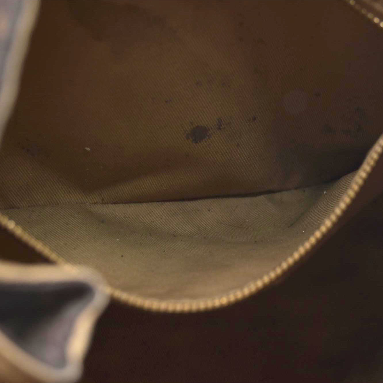 $1990 Louis Vuitton LV Monogram Graceful PM