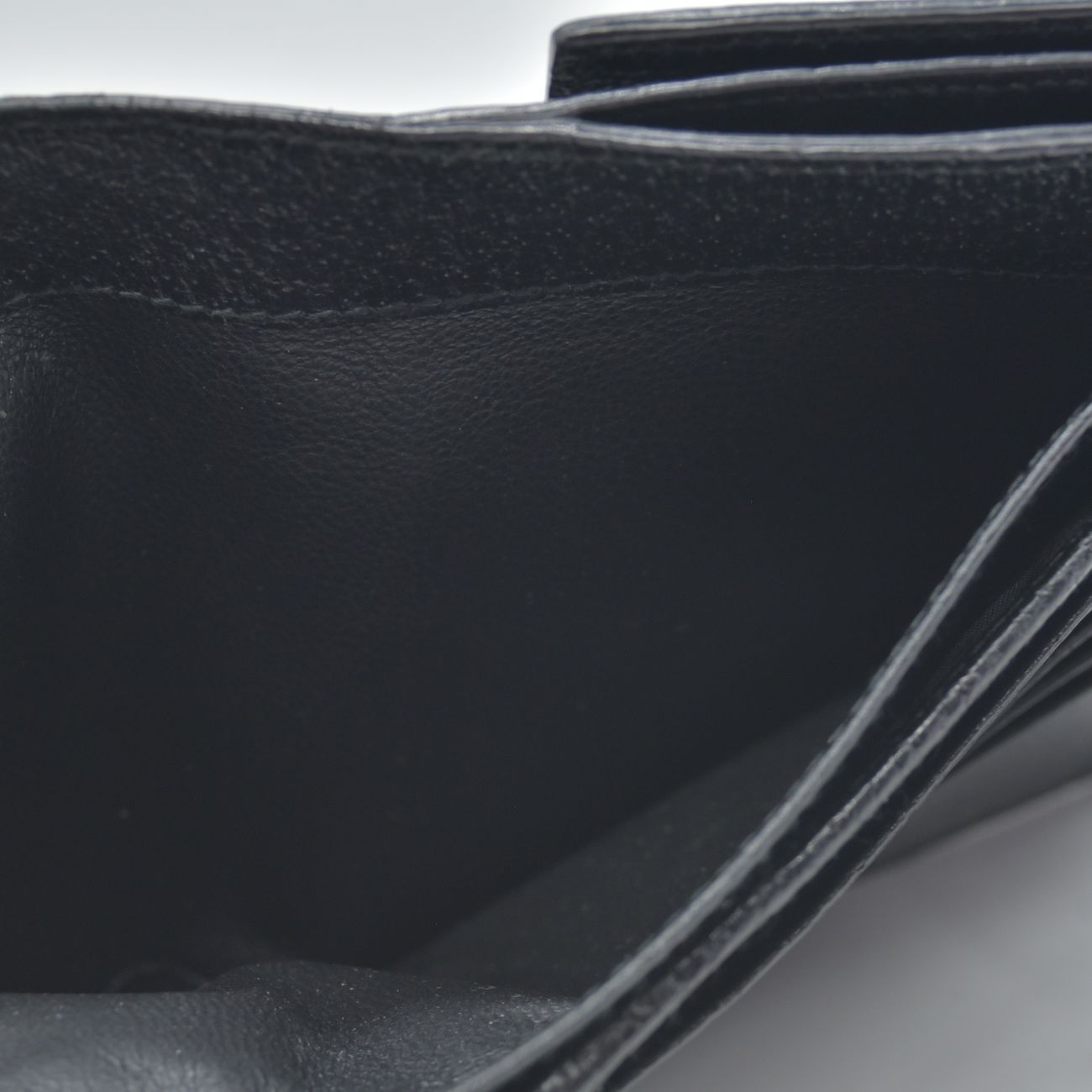 $490 GUCCI Logo Canvas Leather Bifold Wallet Black