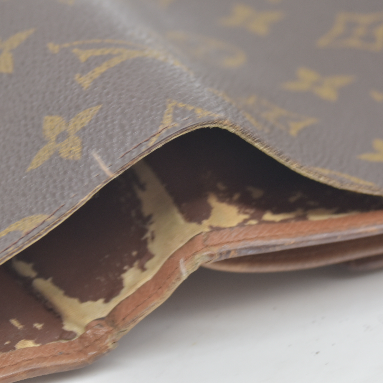 $635 1994 WELL WORN Louis Vuitton Monogram Porte Tresor Etui Papiers Wallet  MI0994