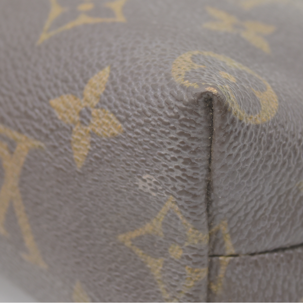 $600 Louis Vuitton Monogram Pochette Cosmetics Pouch Brown  CA0041