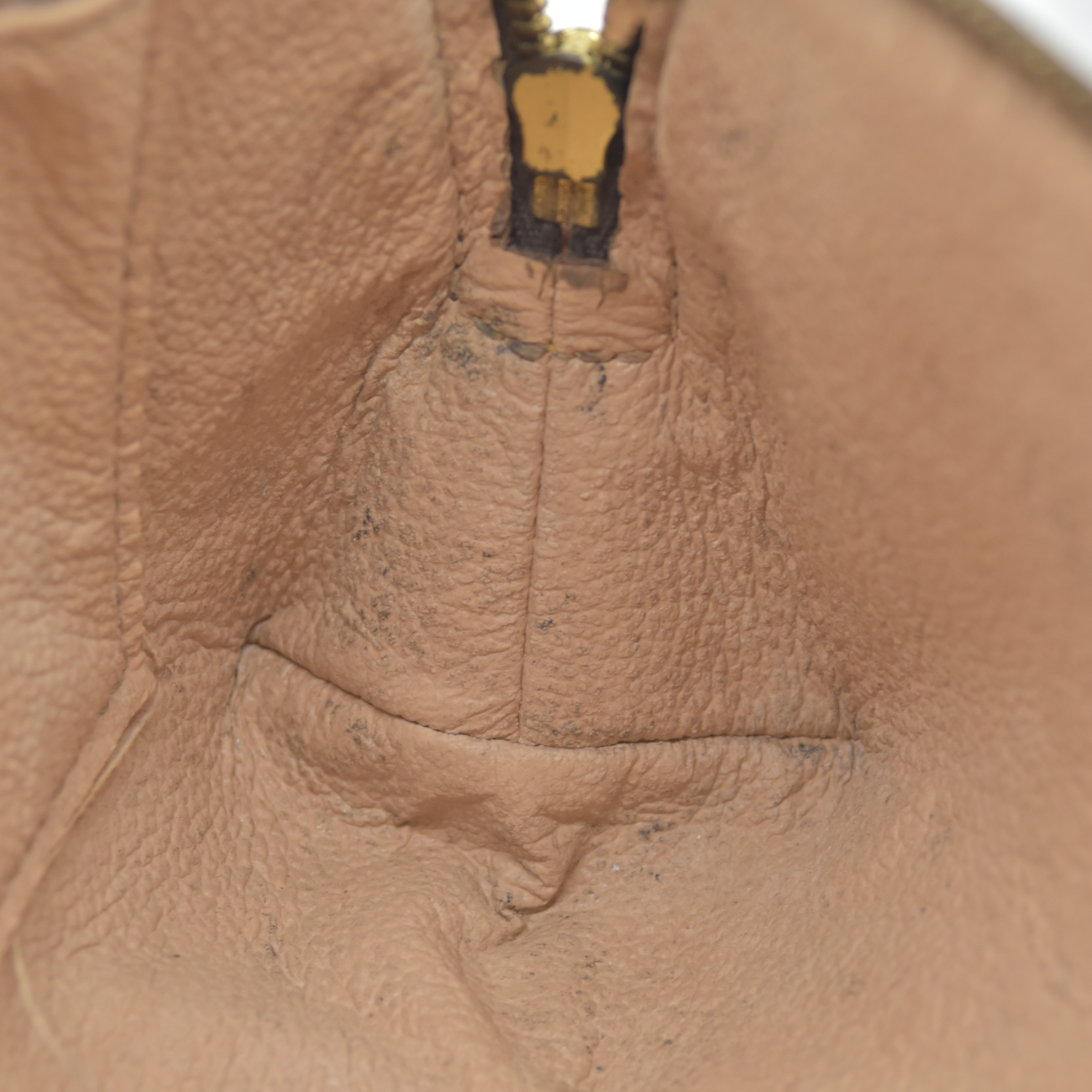 $600 Louis Vuitton Monogram Pochette Cosmetics Pouch Brown  CA0041