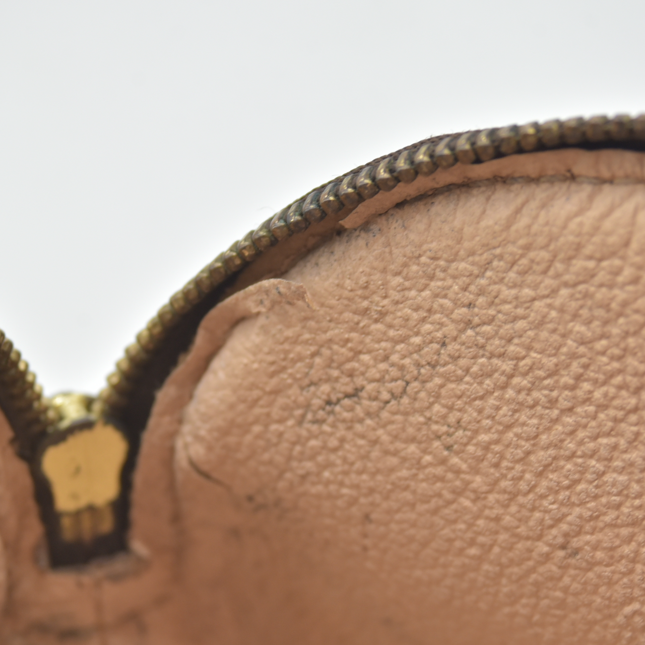 $600 Louis Vuitton Monogram Pochette Cosmetics Pouch Brown  CA0041