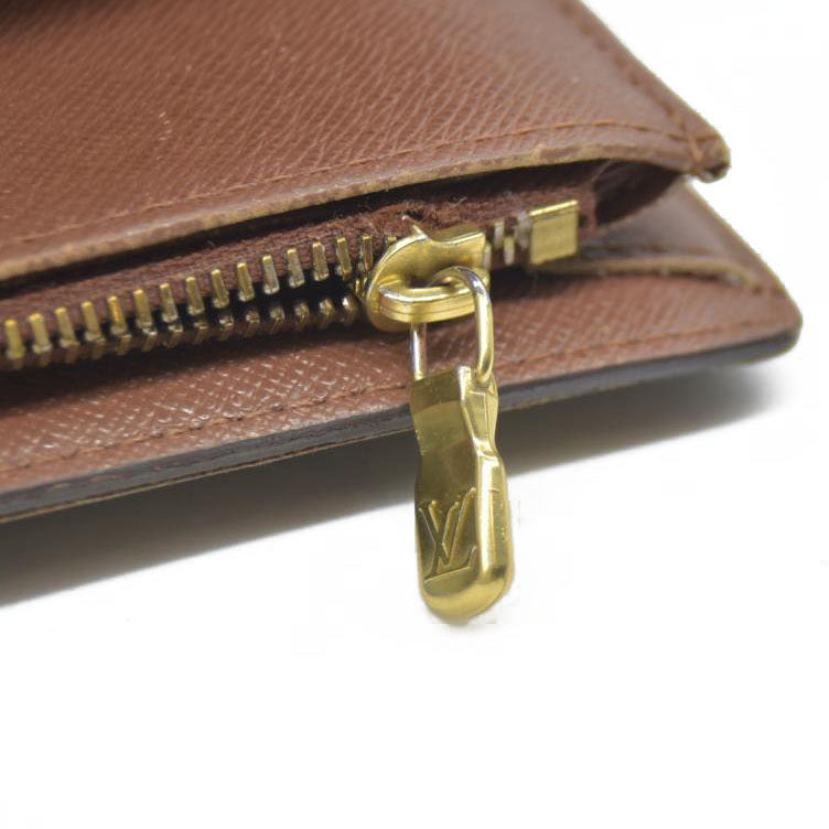 LOUIS VUITTON Monogram Alexandra Trifold Wallet