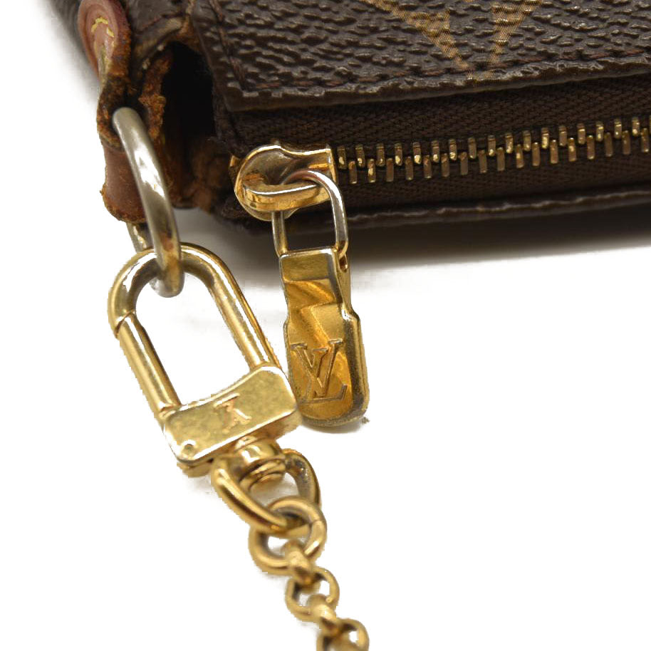 LOUIS VUITTON  Monogram Eva Clutch MB0795