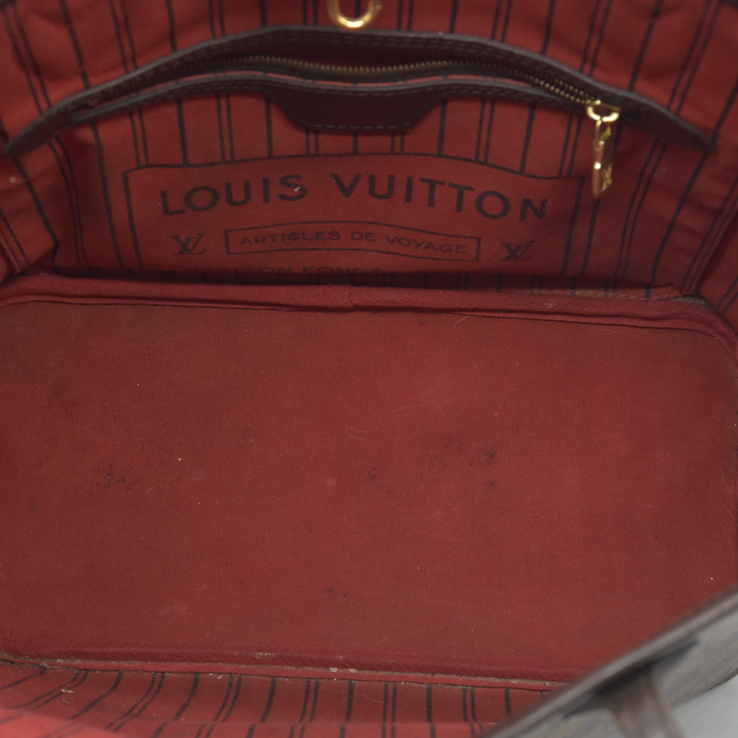 $2100 Louis Vuitton Damier Ebene Neverfull PM