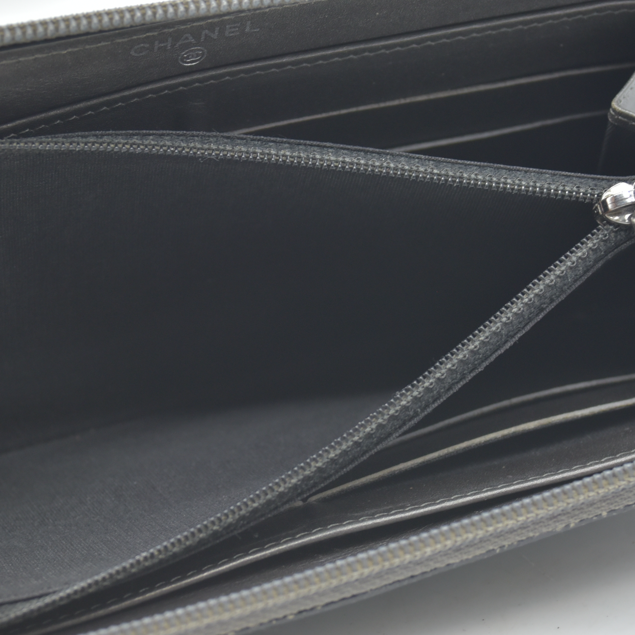 $1375 2014 CHANEL CC Logo Timeless Caviar Zip Around Long Wallet Metallic Silver