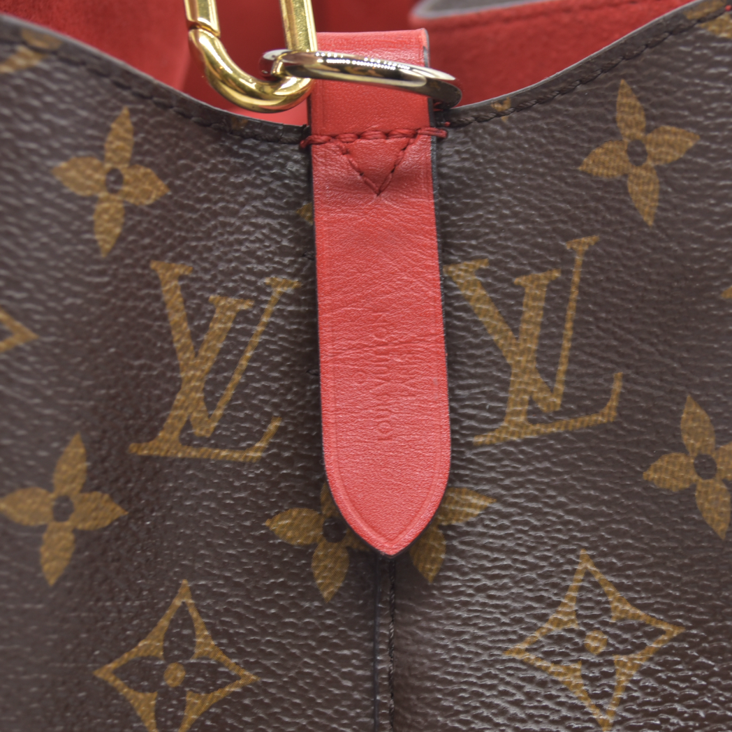 $2300 Louis Vuitton LV Monogram Néonoé MM