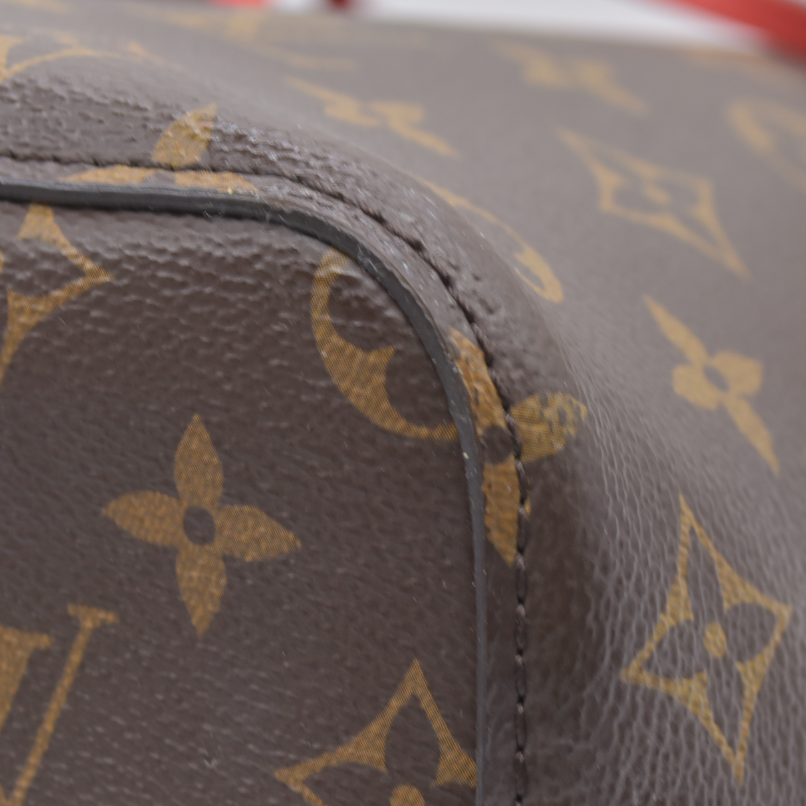$2300 Louis Vuitton LV Monogram Néonoé MM