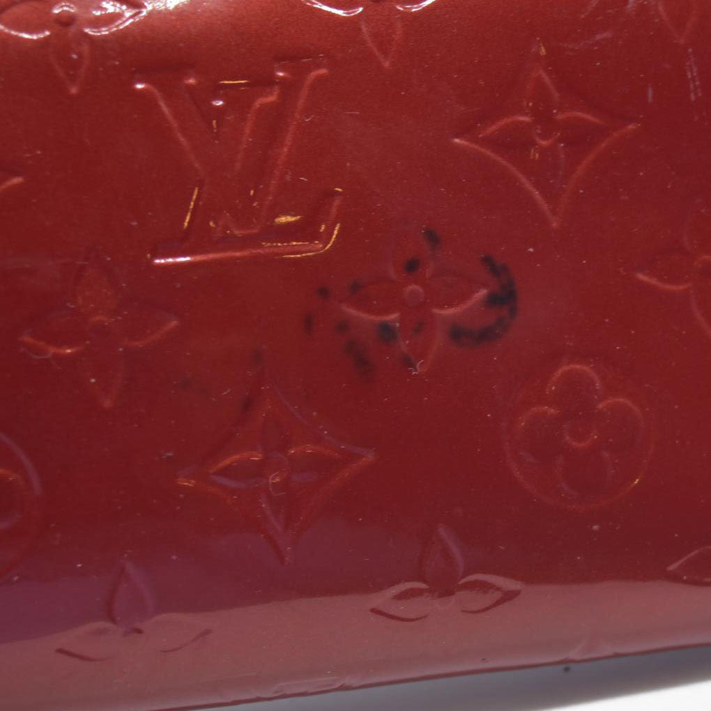 $970 SP1110 2010 Louis Vuitton Pomme d'Amour Monogram Vernis Zippy Wallet CONSIGNMENT