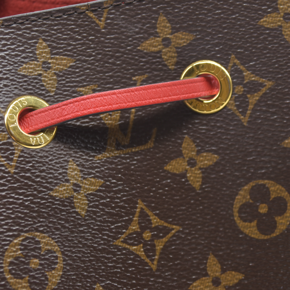 $2300 Louis Vuitton LV Monogram Néonoé MM