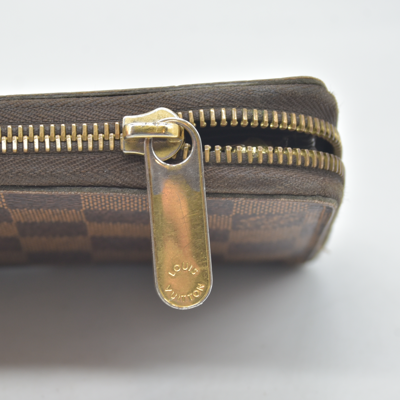 $915 2013 Louis Vuitton Damier Ebene Zippy Wallet CA3103
