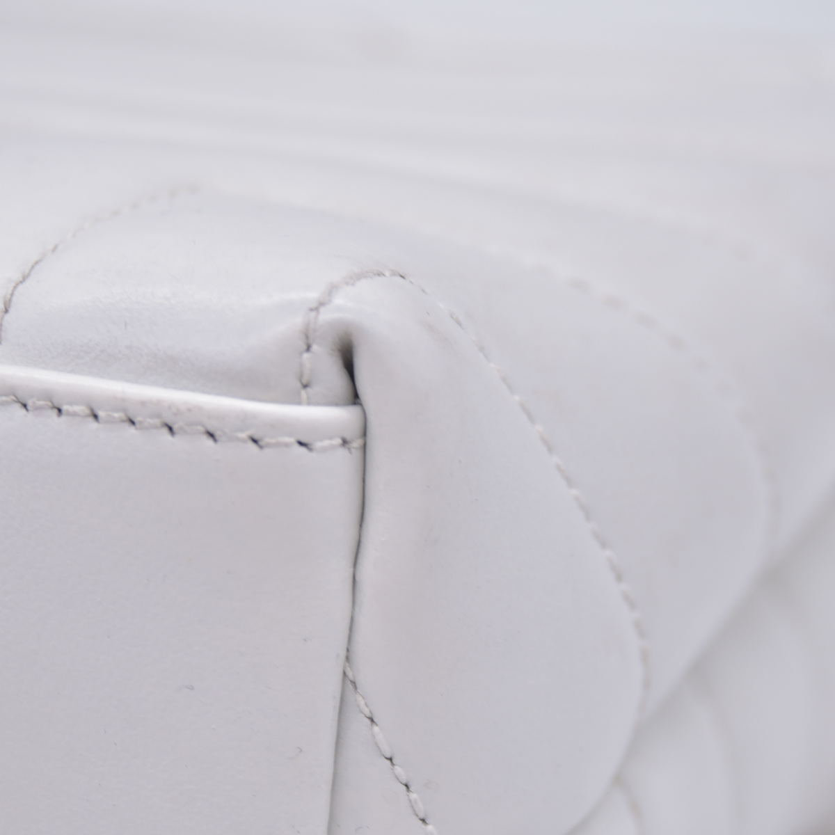 $2730 Saint Laurent Small Loulou Shoulder Bag White 10021139