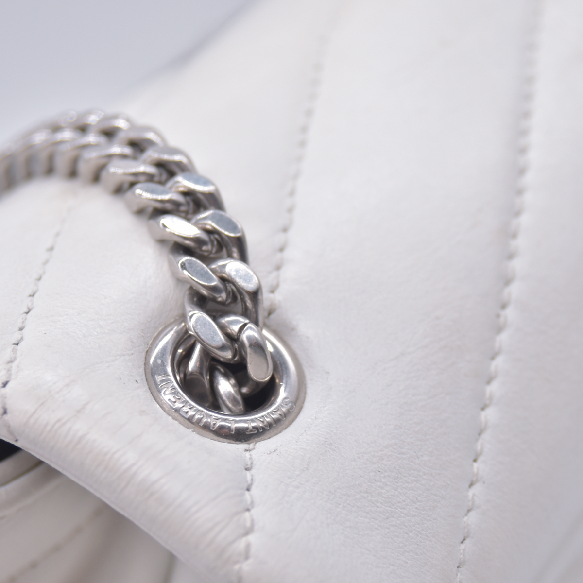 $2730 Saint Laurent Small Loulou Shoulder Bag White 10021139