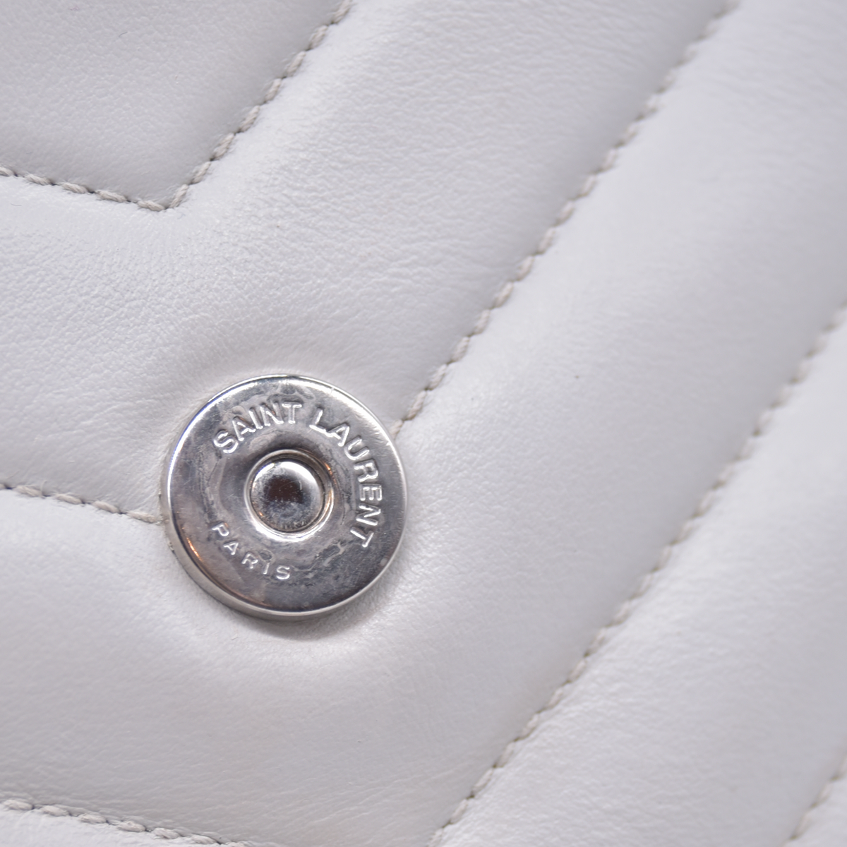 $2730 Saint Laurent Small Loulou Shoulder Bag White 10021139