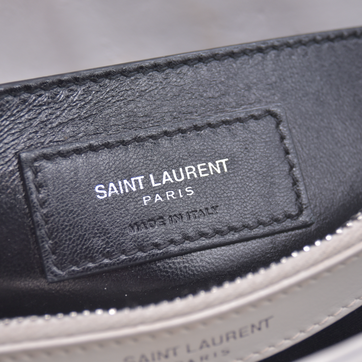 $2730 Saint Laurent Small Loulou Shoulder Bag White 10021139
