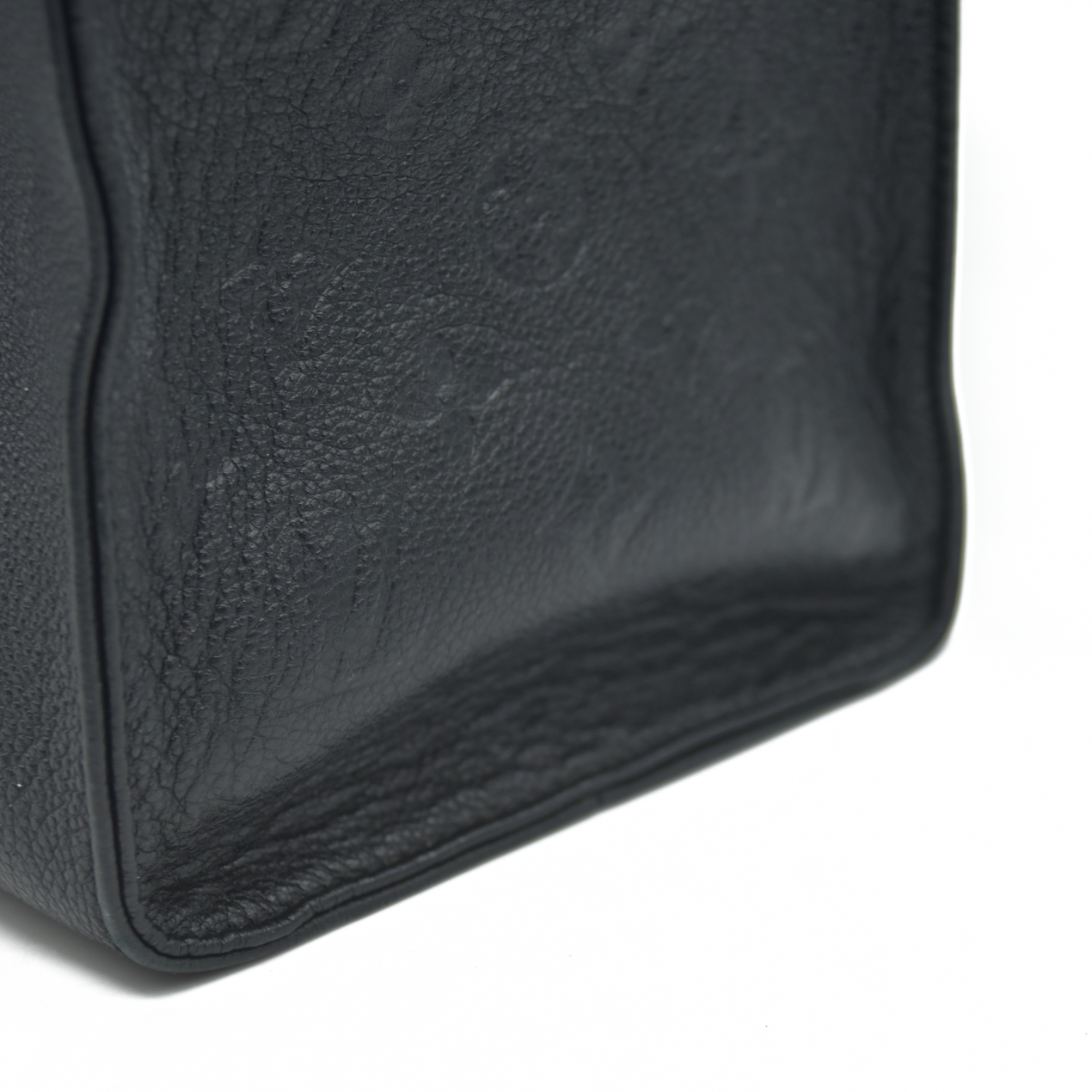 Louis Vuitton  Empreinte Monogram Giant Onthego MM Black RFID