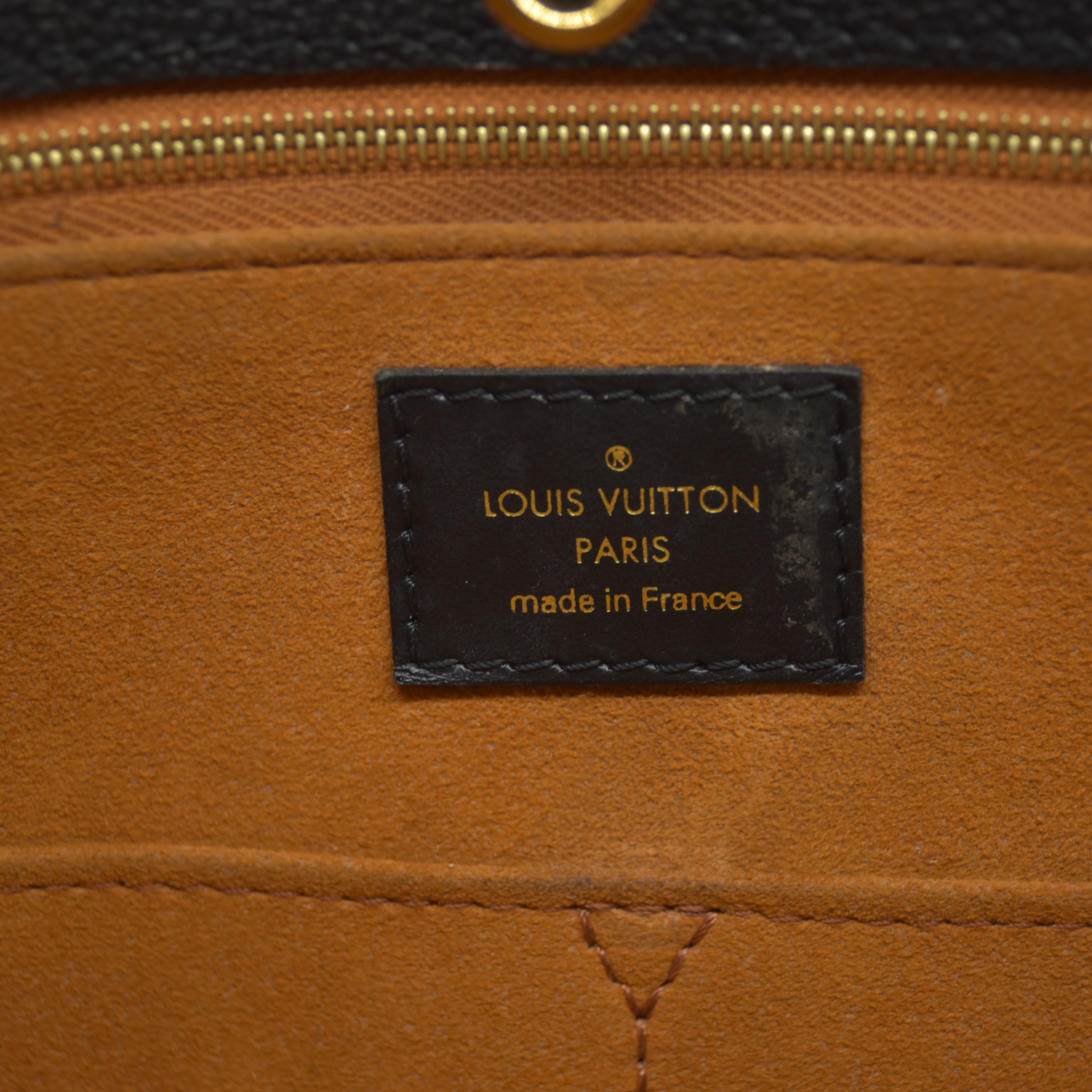 Louis Vuitton  Empreinte Monogram Giant Onthego MM Black RFID