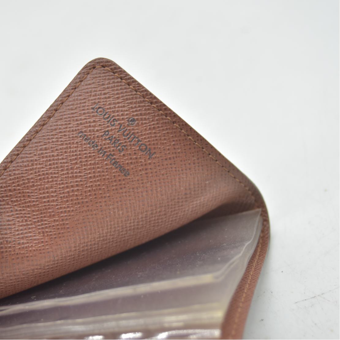 $320 2007 Louis Vuitton Monogram Porte-Cartes Credit Pression CONSIGNMENT CT2017