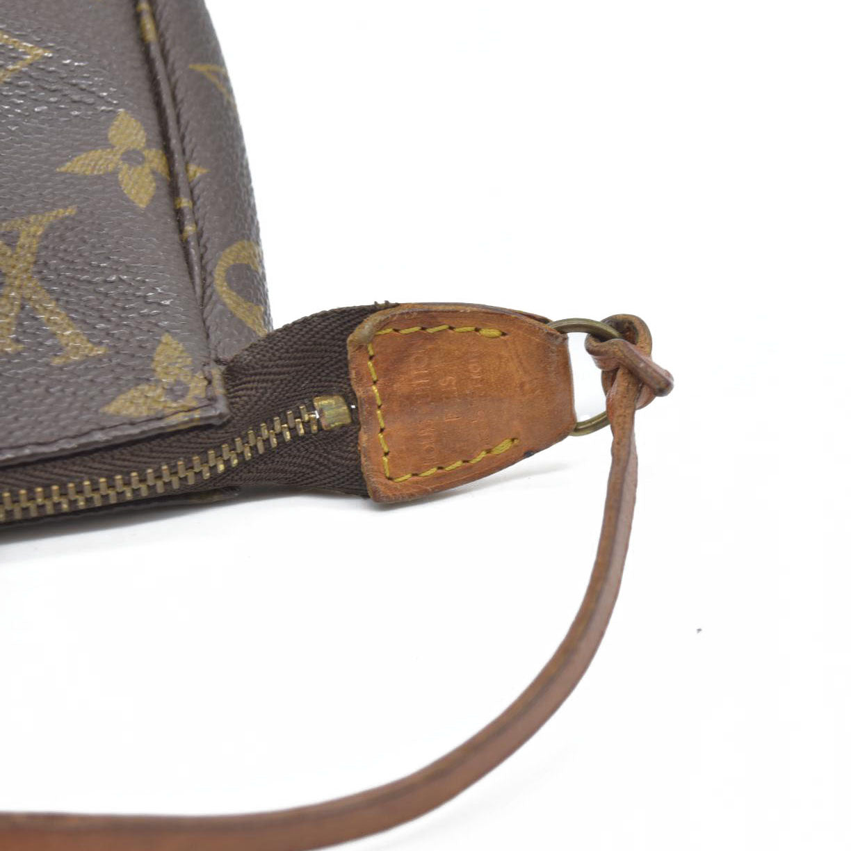 Louis Vuitton Monogram Pochette Accessories AR0936